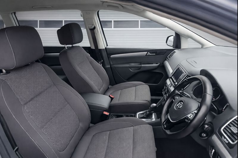
								Volkswagen Sharan full									