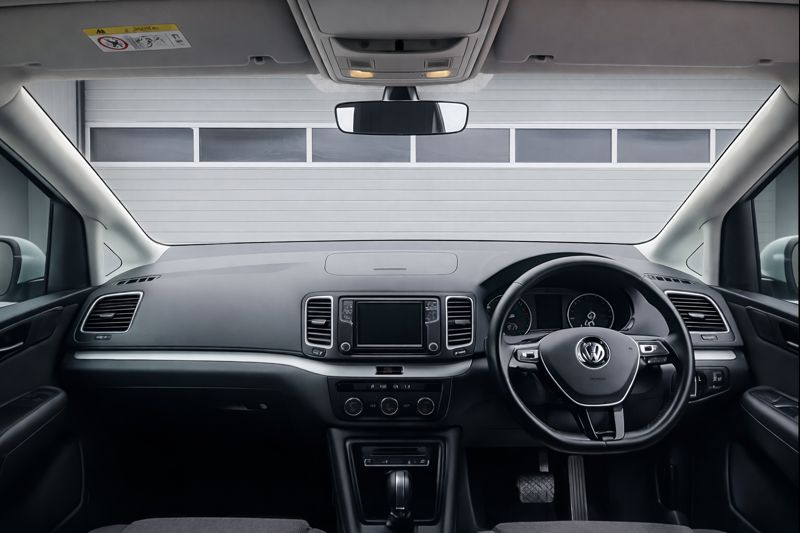 
								Volkswagen Sharan full									